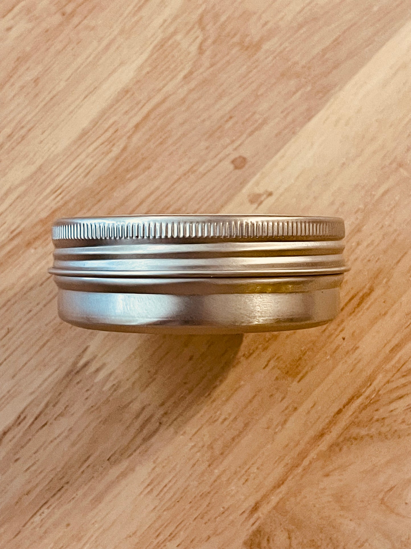 Christmas Tin Candle (Silver)